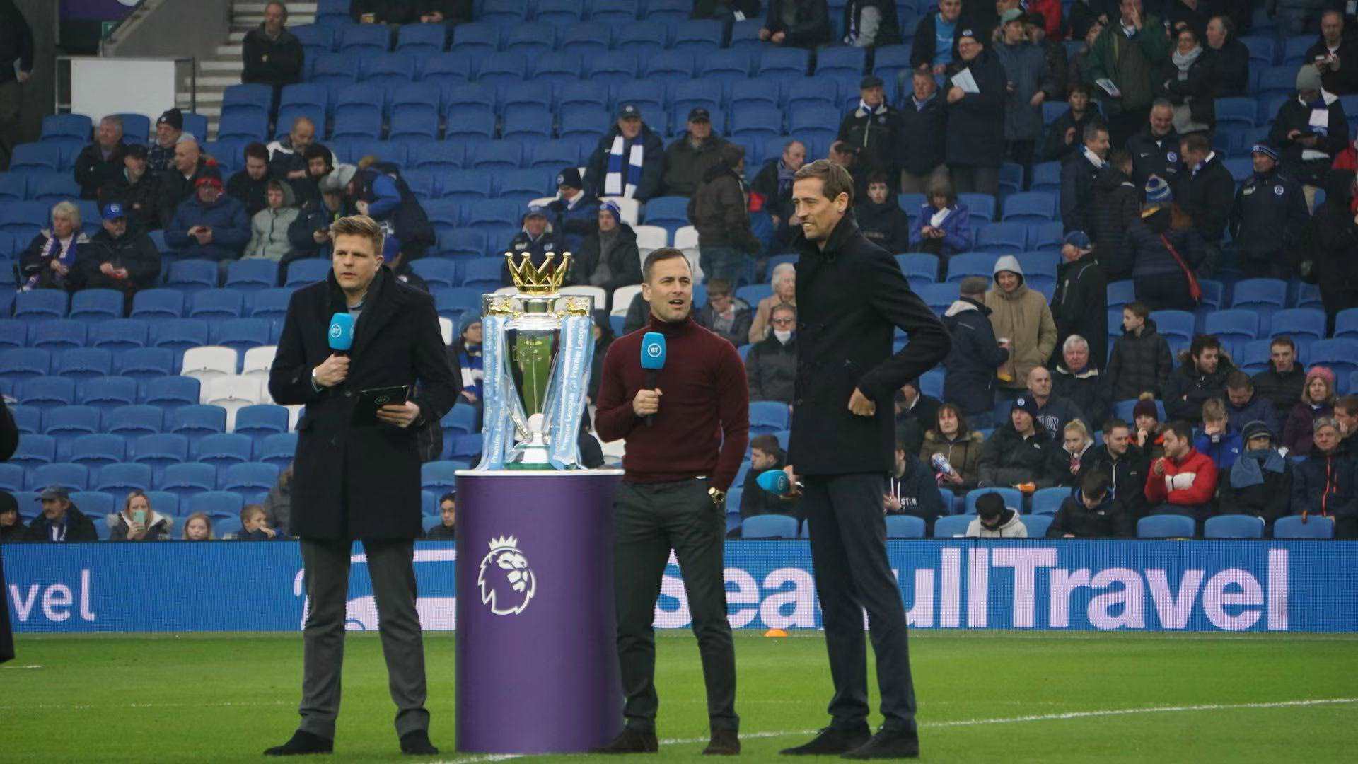 还曾效力其 还曾效力其