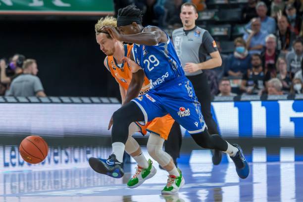 继续挑战自 继续挑战自